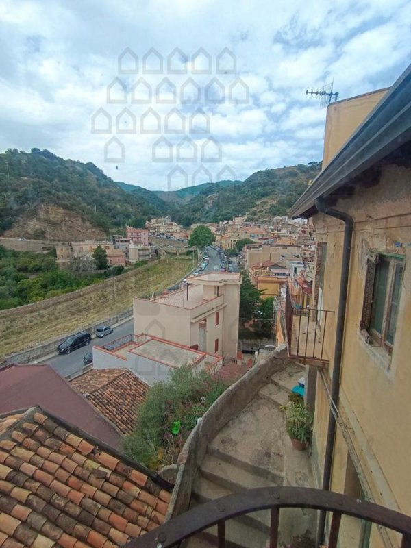 casa indipendente in vendita a Messina in zona Santa Margherita