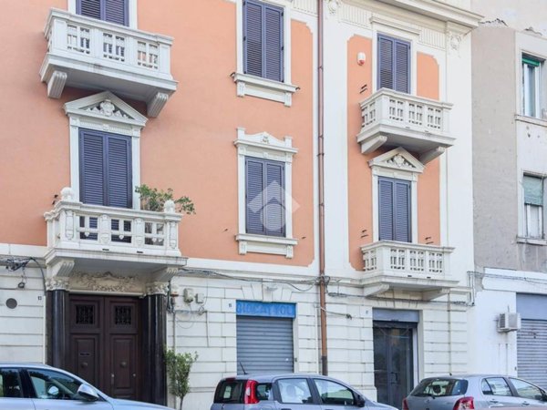 negozio in vendita a Messina