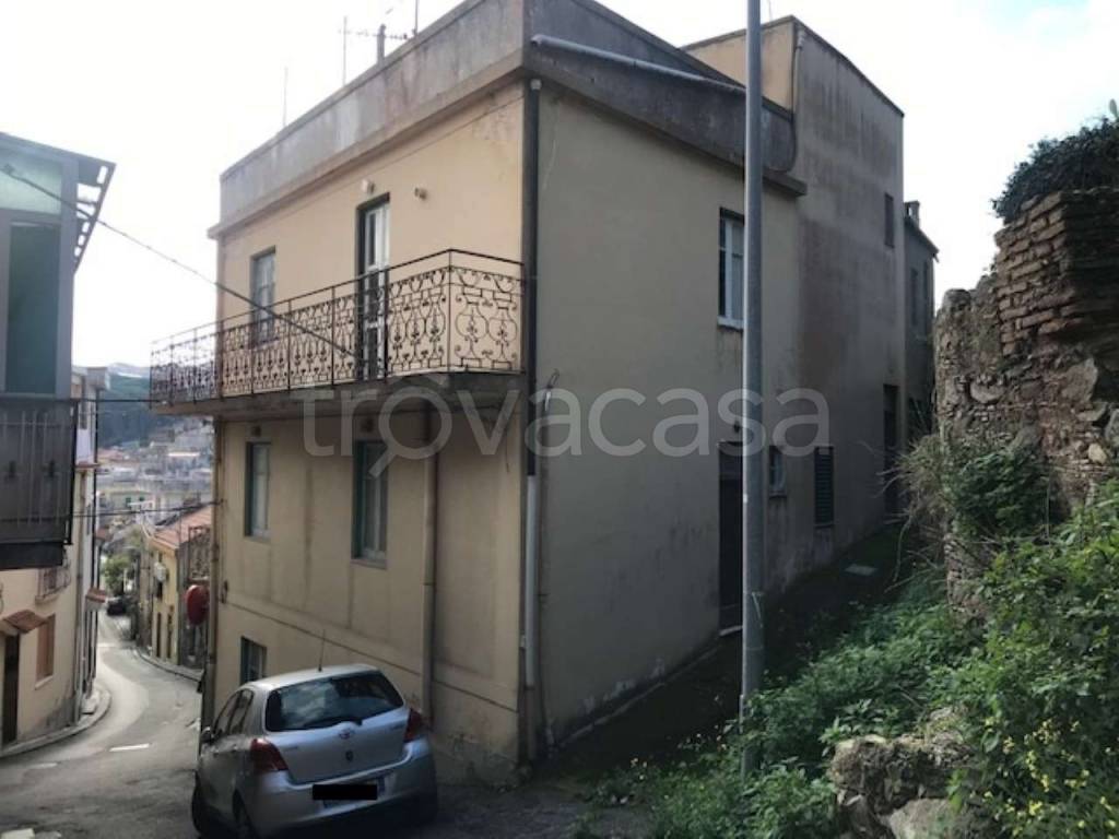 casa indipendente in vendita a Messina in zona Salice