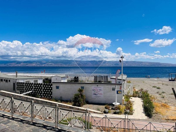 negozio in vendita a Messina in zona Santa Margherita