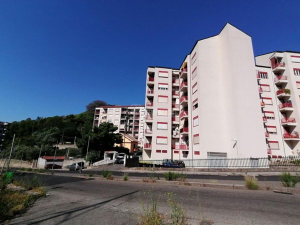 appartamento in vendita a Messina in zona Santissima Annunziata