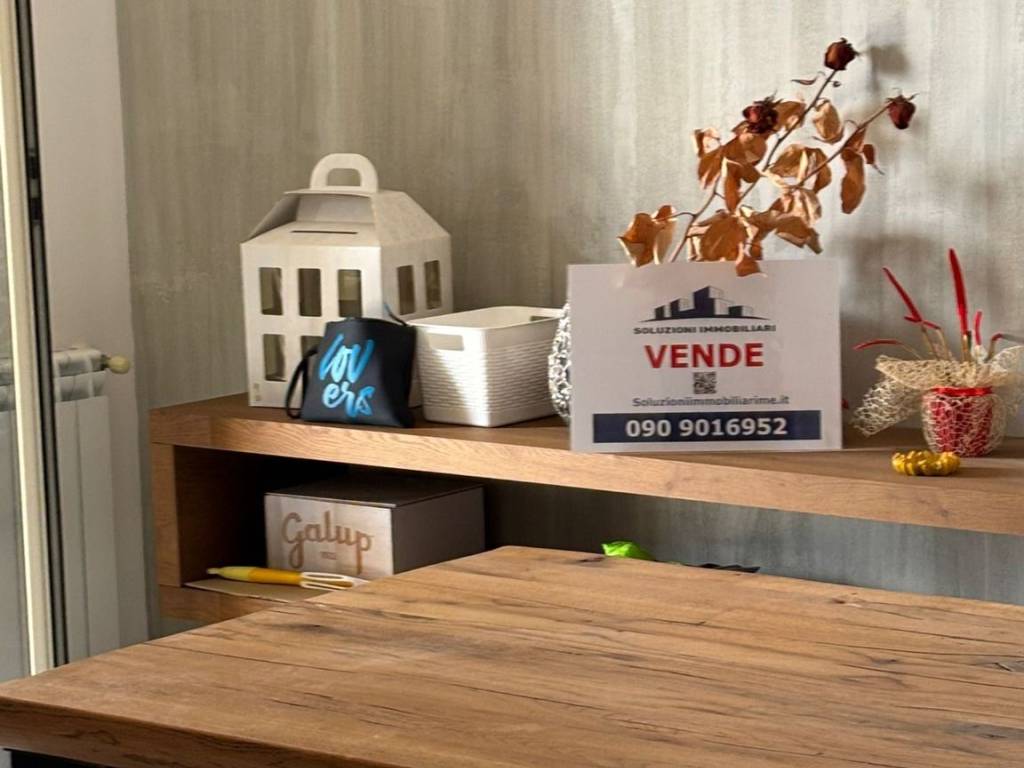 appartamento in vendita a Messina in zona Santa Lucia