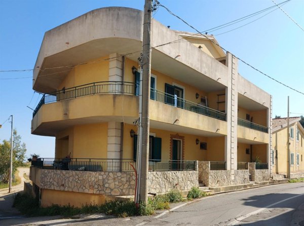 casa indipendente in vendita a Messina in zona Ganzirri