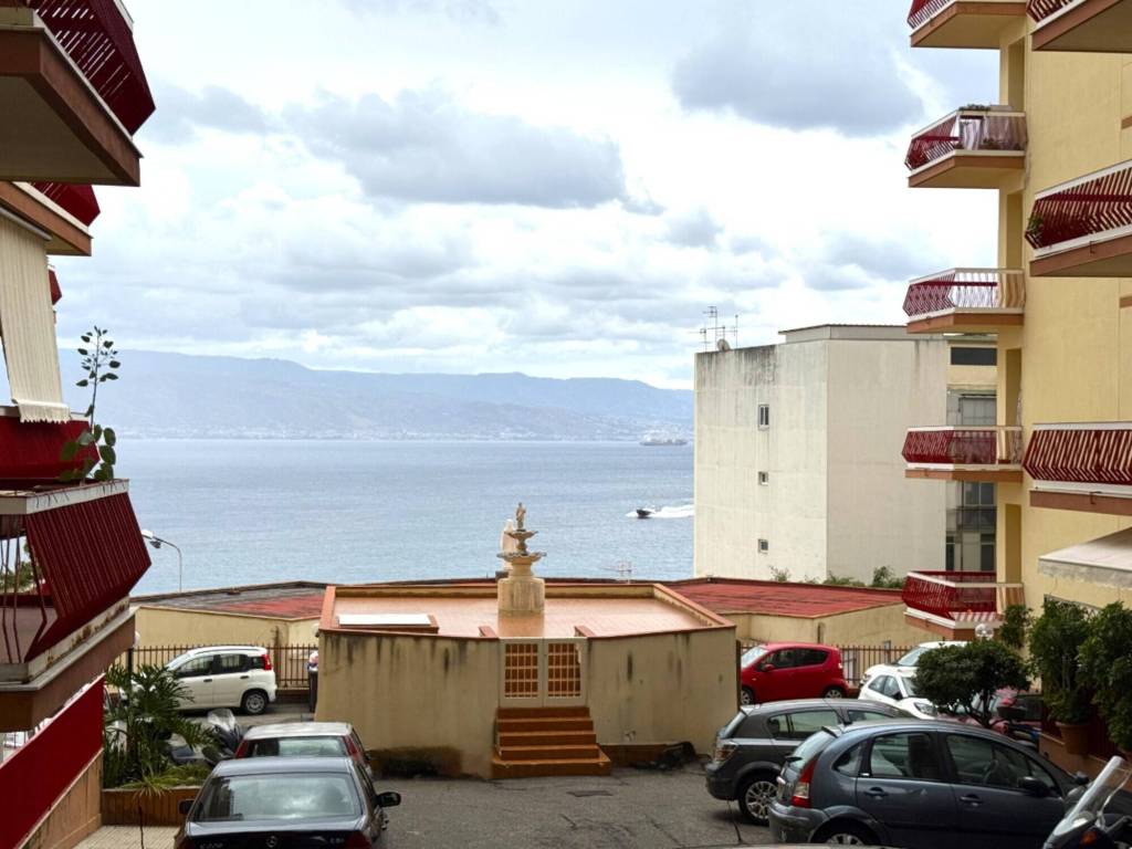 appartamento in vendita a Messina in zona Paradiso