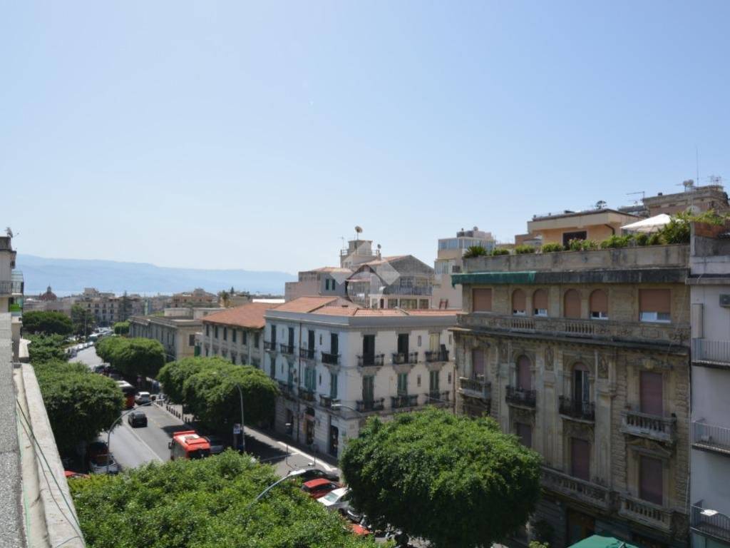 appartamento in vendita a Messina in zona Centro Storico