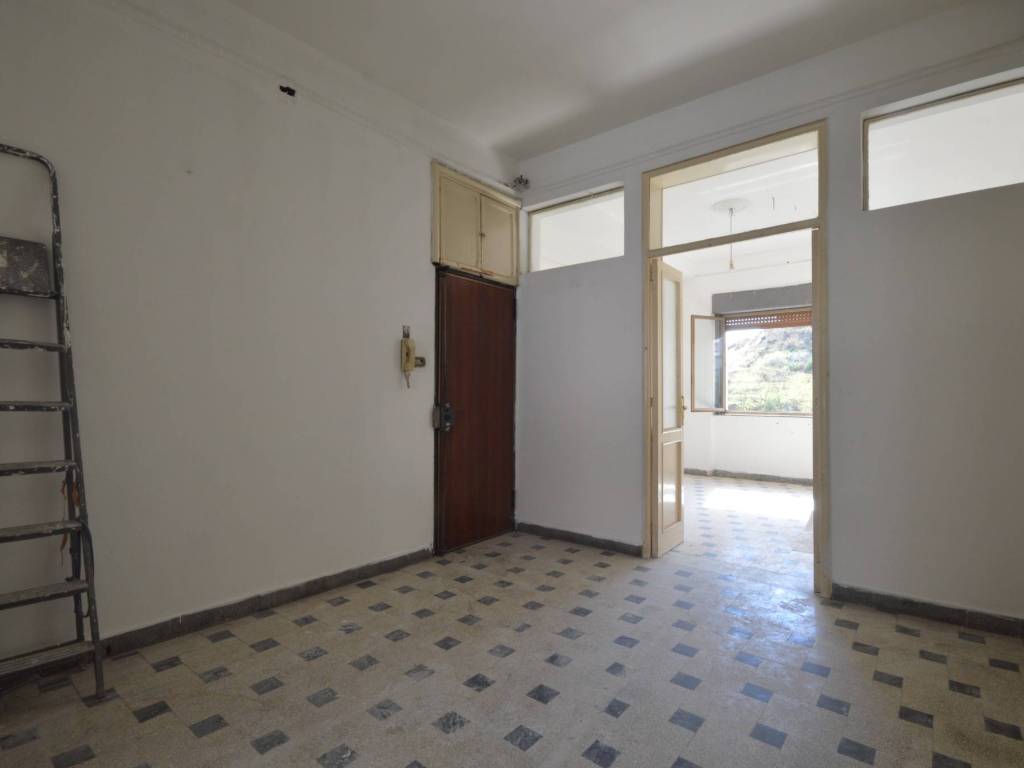 appartamento in vendita a Messina in zona Gazzi