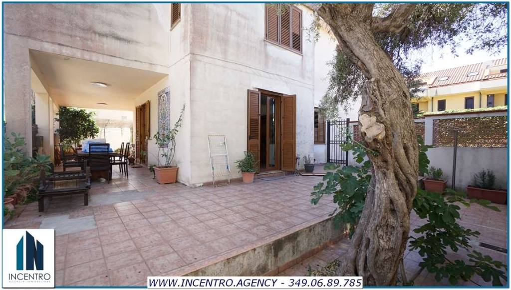 casa indipendente in vendita a Messina in zona Torre Faro