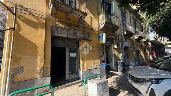 locale commerciale in vendita a Messina in zona Centro Storico