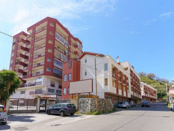 appartamento in vendita a Messina in zona Gazzi