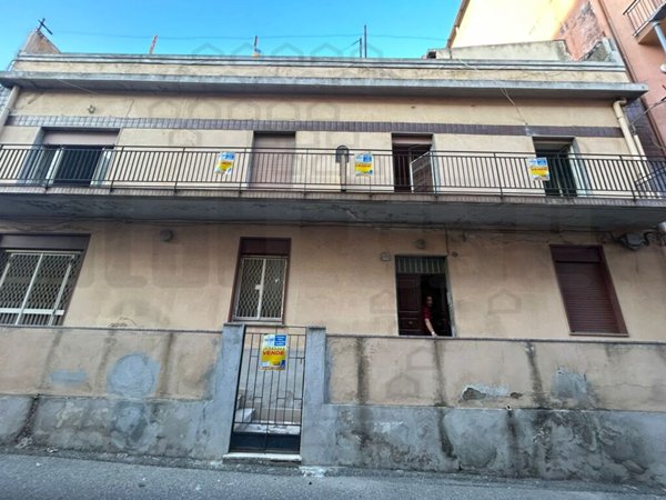 casa indipendente in vendita a Messina in zona Gazzi