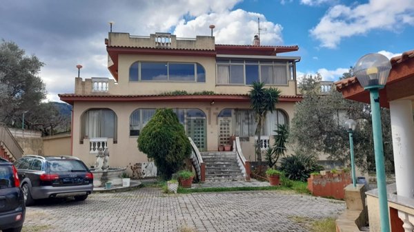 casa indipendente in vendita a Messina in zona Rodia