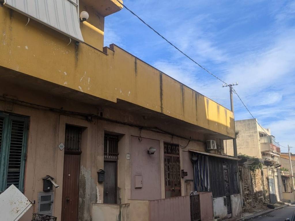 appartamento in vendita a Messina in zona Gazzi