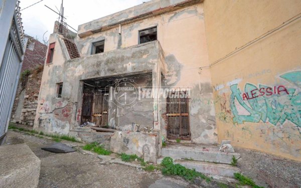 appartamento in vendita a Messina in zona San Filippo