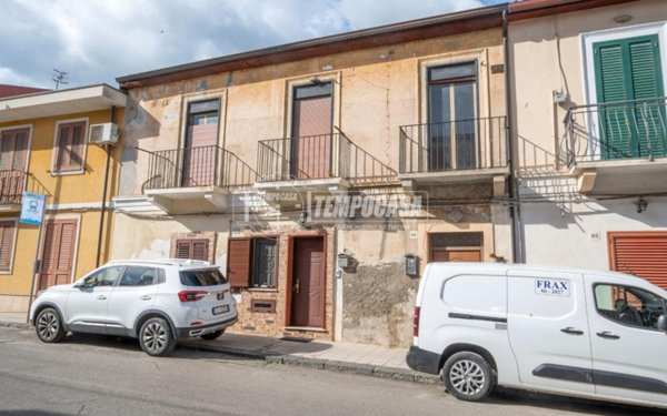 appartamento in vendita a Messina in zona Santa Margherita