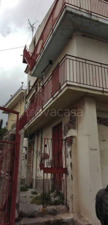 casa indipendente in vendita a Messina