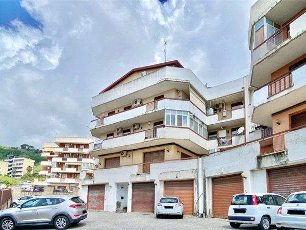 appartamento in vendita a Messina in zona Gazzi