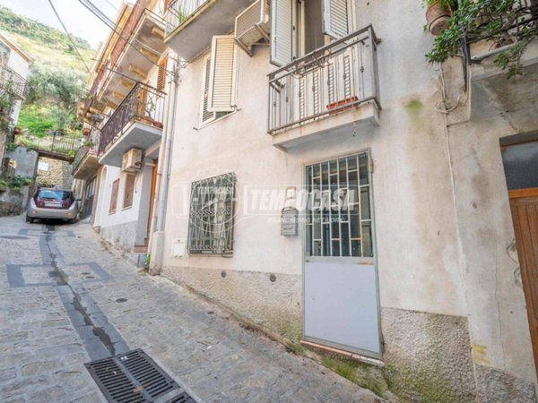 casa indipendente in vendita a Messina in zona Santa Margherita