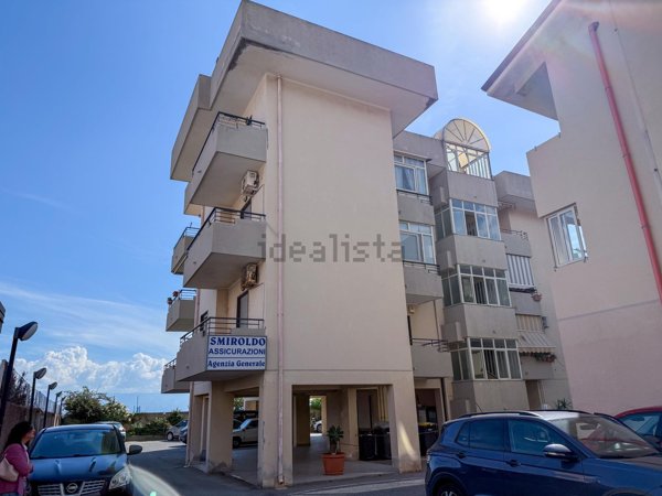 appartamento in vendita a Messina in zona Mili Marina