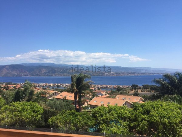 casa indipendente in vendita a Messina in zona Faro Superiore