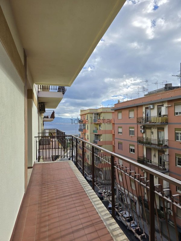 appartamento in vendita a Messina in zona Contesse