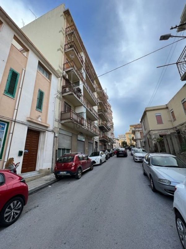 negozio in vendita a Messina in zona Contesse