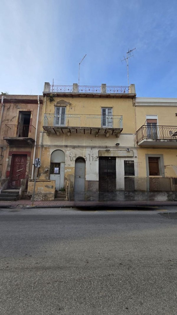 casa indipendente in vendita a Messina in zona Gazzi