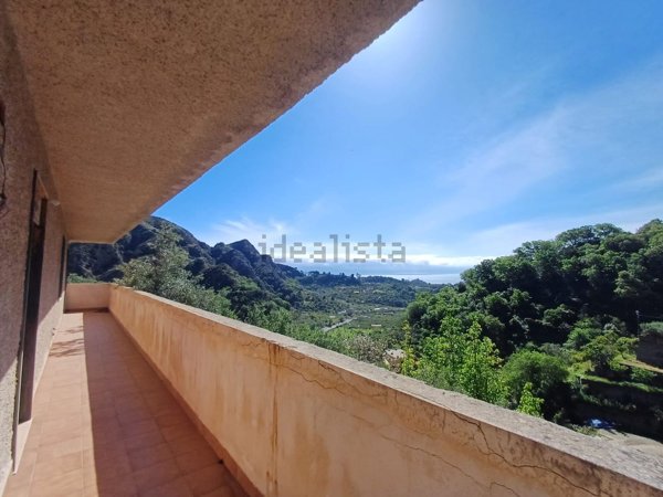 appartamento in vendita a Messina in zona Santa Margherita