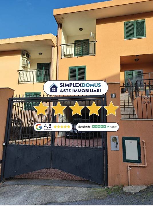 casa indipendente in vendita a Messina in zona San Filippo