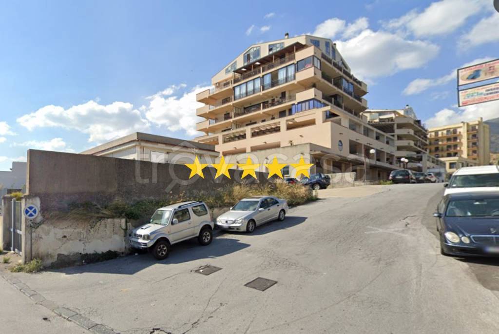 appartamento in vendita a Messina in zona Pistunina