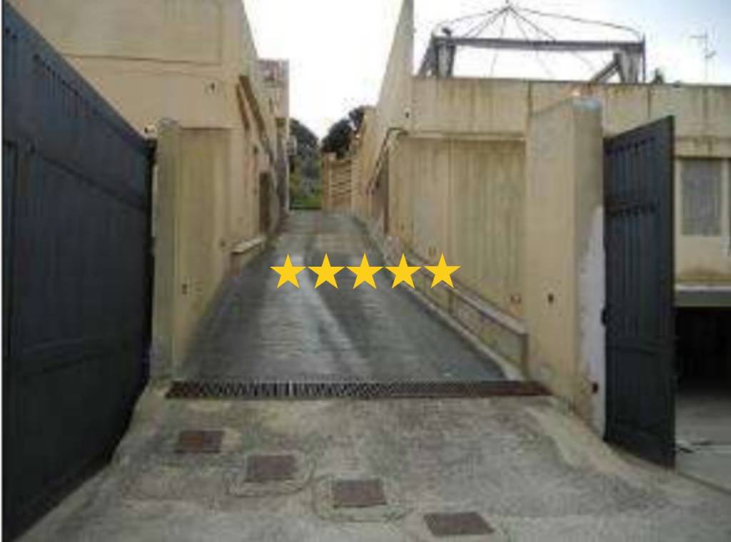 casa indipendente in vendita a Messina in zona Faro Superiore