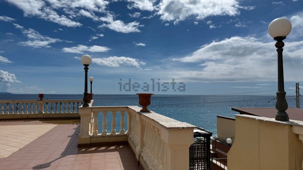 casa indipendente in vendita a Messina in zona Santa Margherita