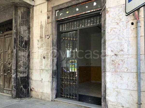negozio in vendita a Messina in zona Centro Storico