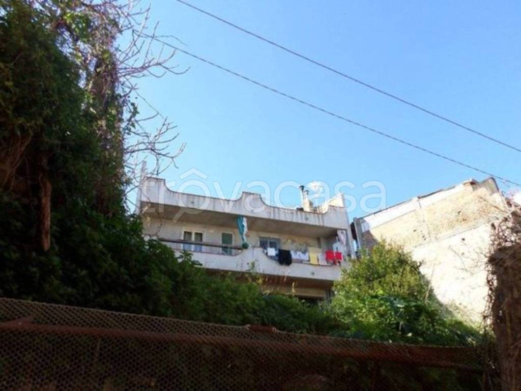 casa indipendente in vendita a Messina in zona Larderia