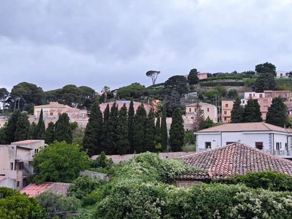 terreno edificabile in vendita a Messina in zona Castanea delle Furie