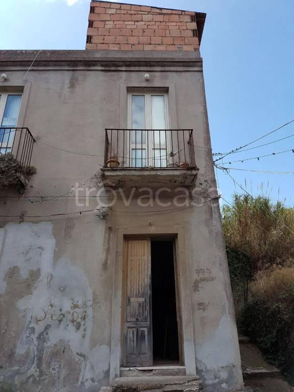 esavano in vendita a Messina