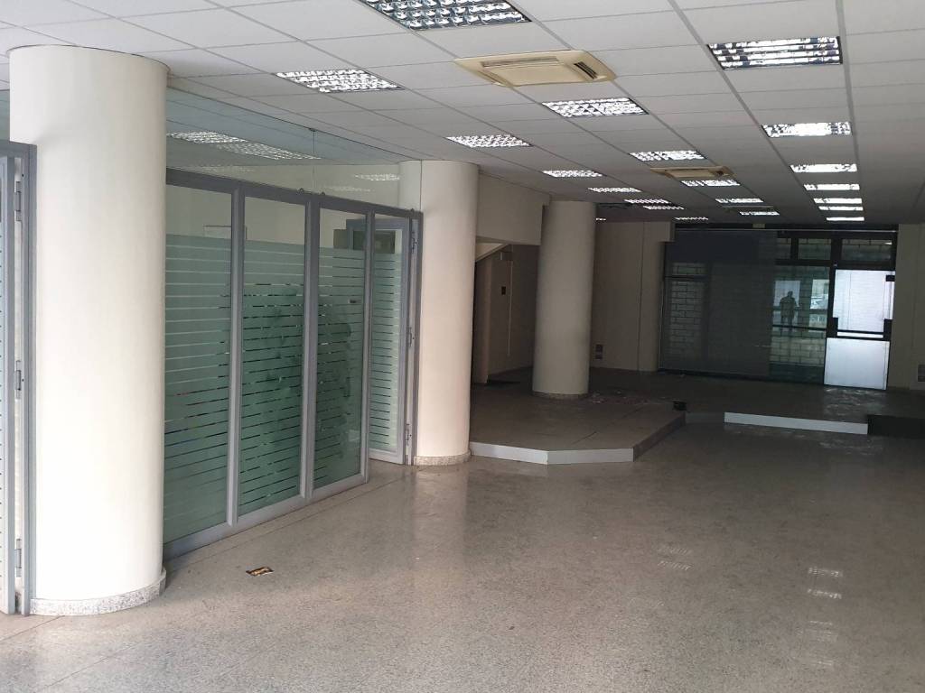 negozio in vendita a Messina