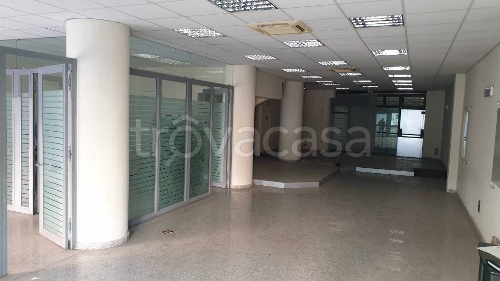 negozio in vendita a Messina