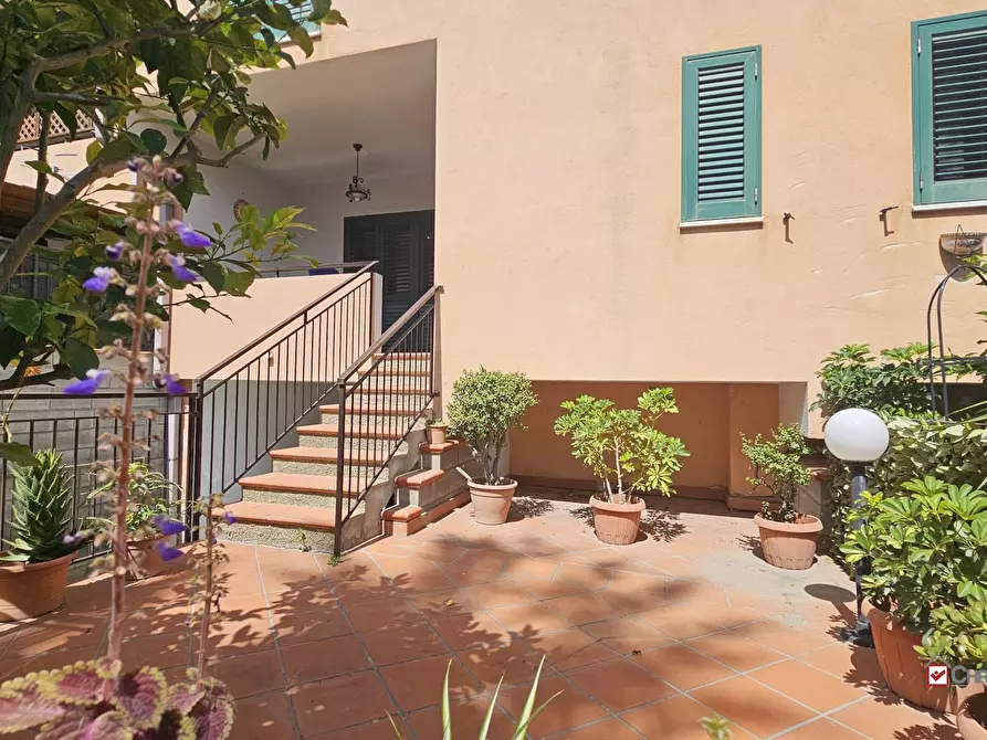 casa indipendente in vendita a Messina in zona Santa Lucia