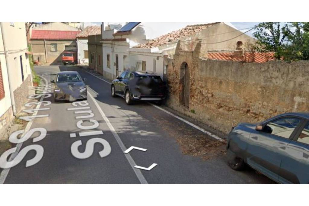 casa indipendente in vendita a Messina in zona Gesso