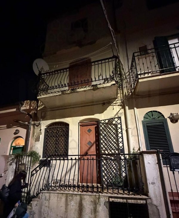 casa indipendente in vendita a Messina in zona Centro Storico