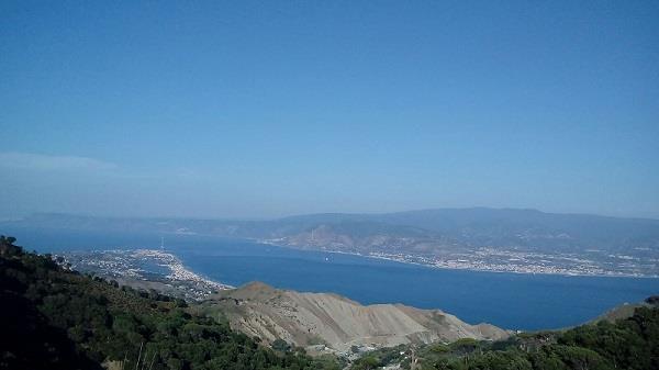 casa indipendente in vendita a Messina