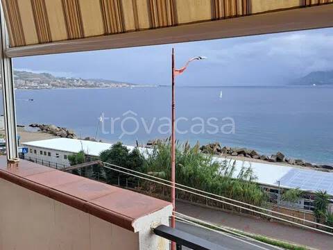 casa indipendente in vendita a Messina in zona Paradiso