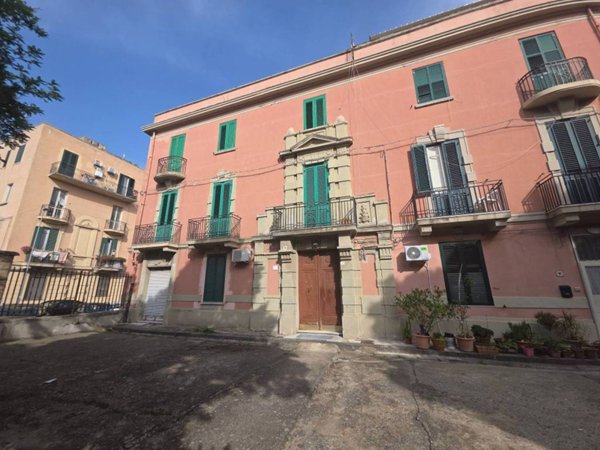 appartamento in vendita a Messina in zona Santissima Annunziata