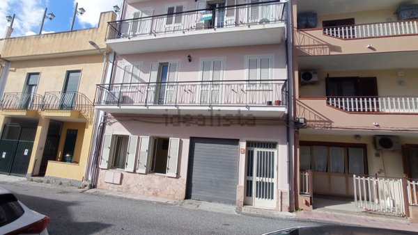 appartamento in vendita a Messina in zona Giampilieri Marina