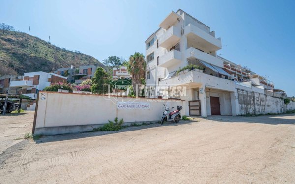 appartamento in vendita a Messina in zona Acqualadroni