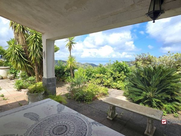 casa indipendente in vendita a Messina in zona Gesso