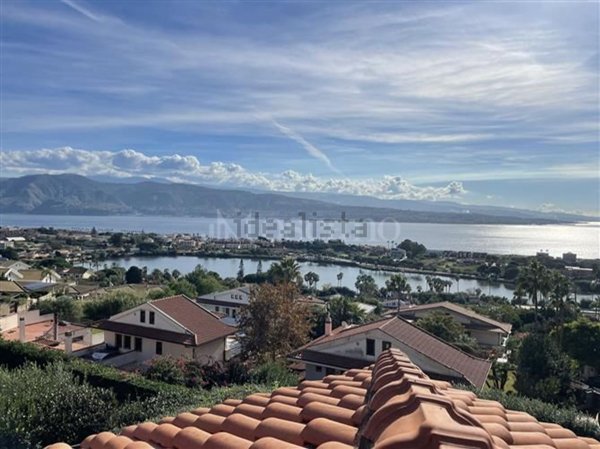 casa indipendente in vendita a Messina in zona Ganzirri
