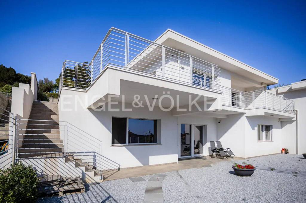 casa indipendente in vendita a Messina in zona Ganzirri