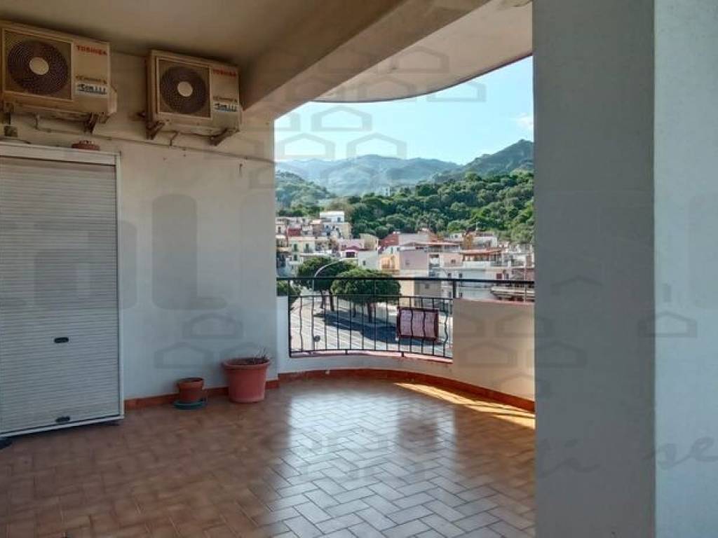 appartamento in vendita a Messina in zona Camaro