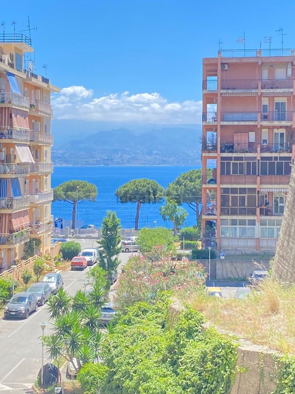 appartamento in vendita a Messina in zona Paradiso